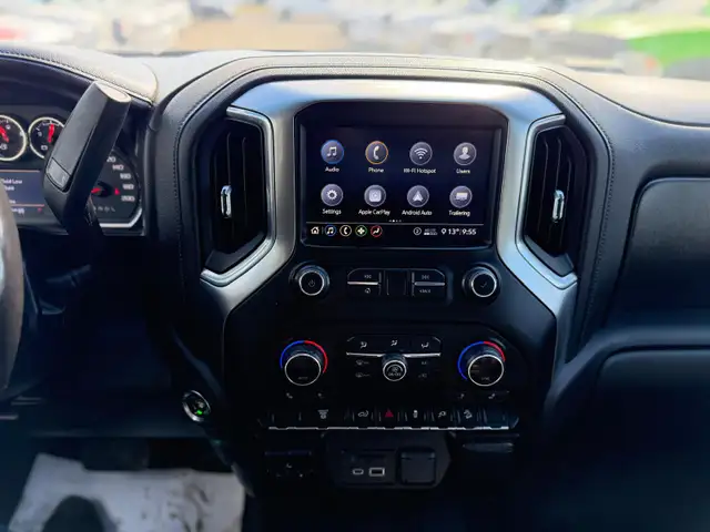 2020 Chevrolet Silverado 3500HD LTZ CREWCAB 4X4 / ACCIDENT FREE - Photo 17