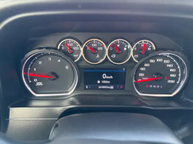2020 Chevrolet Silverado 3500HD LTZ CREWCAB 4X4 / ACCIDENT FREE - Photo 19