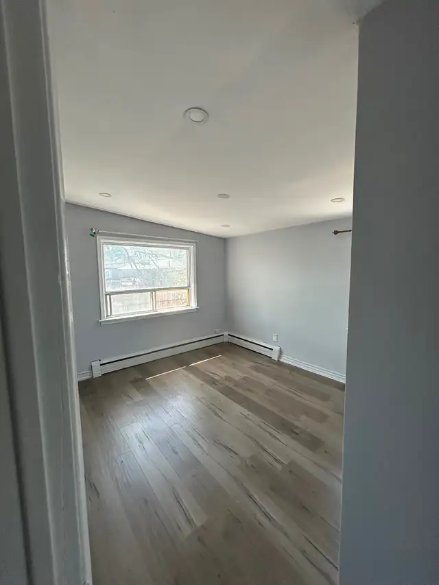 Triplex House for Rent – McCowan & Lawrence (Prime Location) - Photo 3