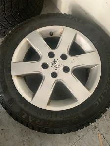 Nissan alloy rims 16"/winter tires/5 X 114.3 bolt pattern