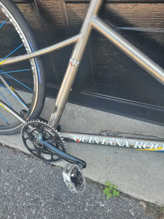 Quintana Roo titanium frame plus Synergy wheels - Photo 2