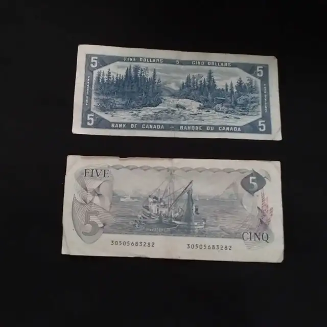 1954 and 1979 collectible Canadian $5 bills - Photo 2