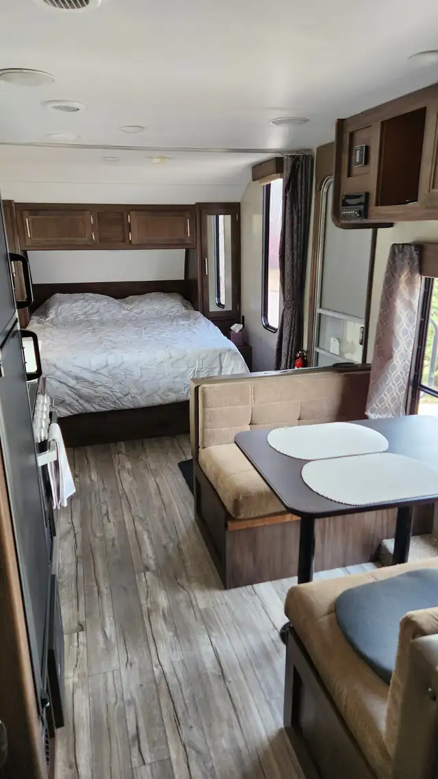 Travel trailer for sale - Photo 4