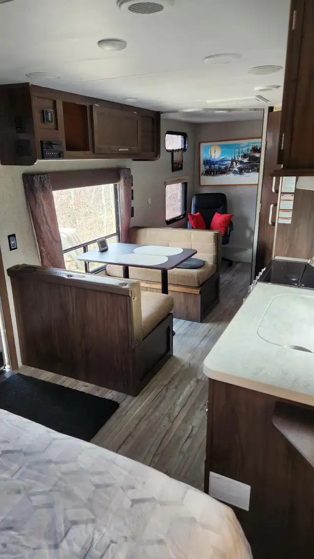 Travel trailer for sale - Photo 6