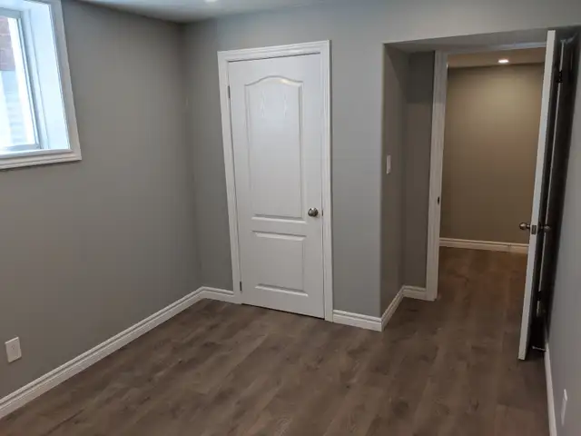 Luxury legal Basement for rent - South end, Guelph - Photo 8