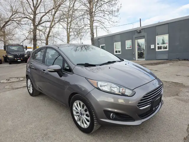 2014 Ford Fiesta Hatchback Navigation Sunroof Bluetooth - Photo 3