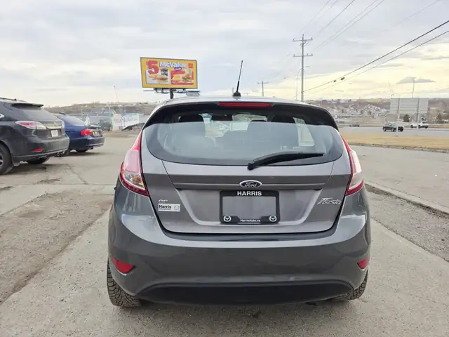 2014 Ford Fiesta Hatchback Navigation Sunroof Bluetooth - Photo 5