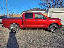 2017 Custom V8 5.6 litre Nisan Titan