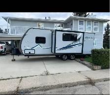 2018 coachmen apex ultra lite 215RBK