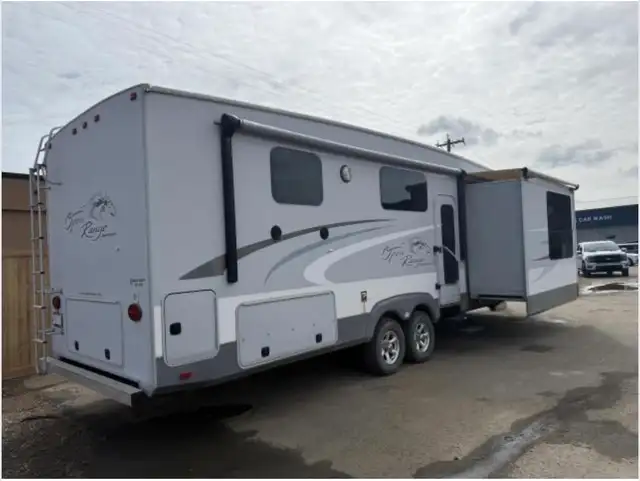 2014 Open Range Travel Trailer - Photo 2