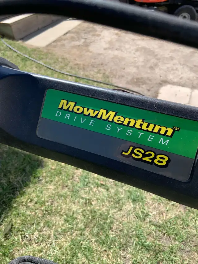 John Deere JS28 Self Propelled Lawnmower - Photo 3