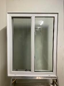 10818CP Fenêtre Coulissante PVC 2 sect 1 ouvr 31 1/4 x 39 1/4