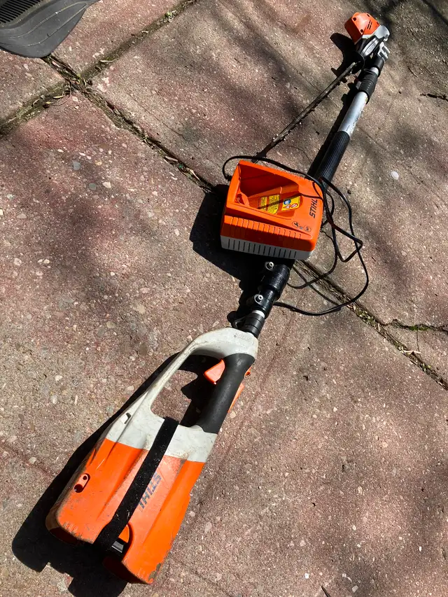 STIHL HLA 85 Cordless Hedge Trimmer for Sale $380