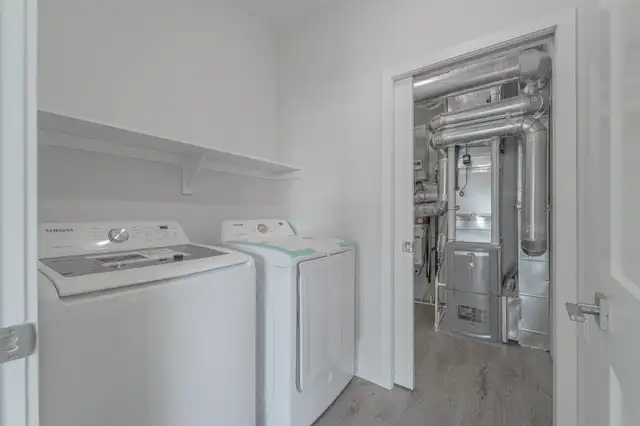 HUGE 2 BEDROOM FOR RENT IN WENDOVER - Photo 15