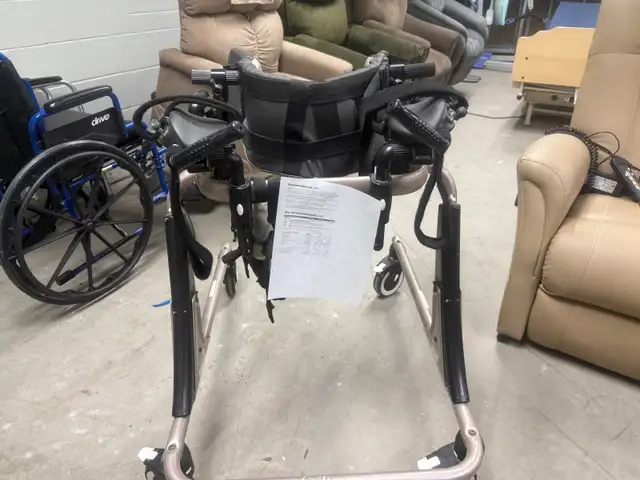 RIFTON K503 PACER GAIT TRAINER. - Photo 2