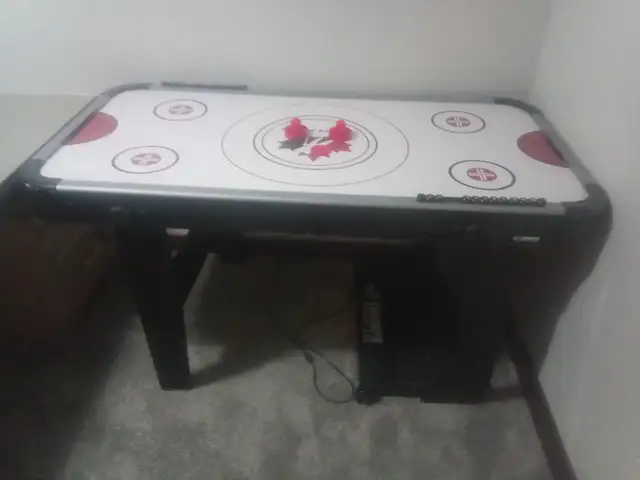 -Air hockey table- - Photo 2