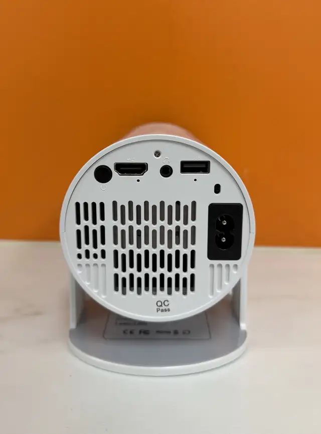 BRAND NEW MINI PROJETOR 'CHECK DESCRIPTION' - Photo 3
