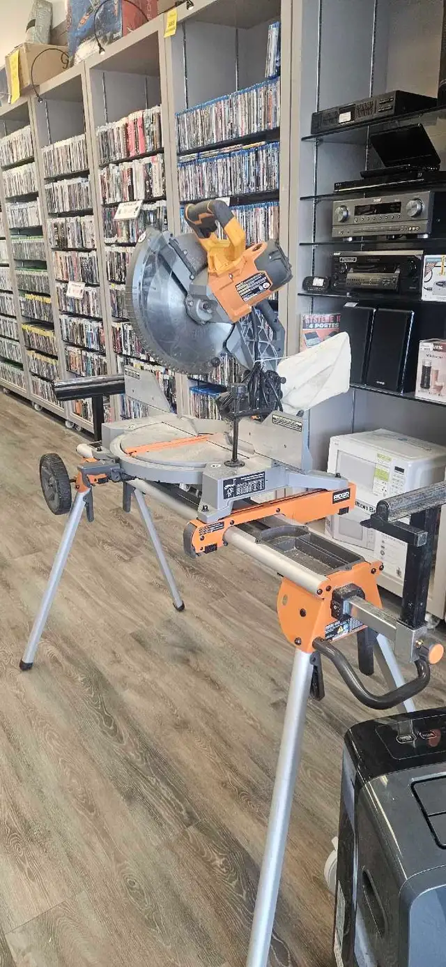 RIDGID Mitre Saw With Stand