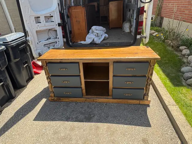 Free delivery Wooden dresser Solid Oak with 6 drawers - Photo 2