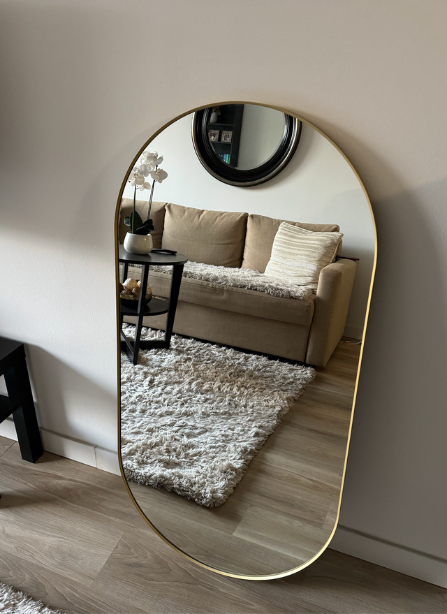 Miroir d'Ikea Lindbyn couleur or à vendre
