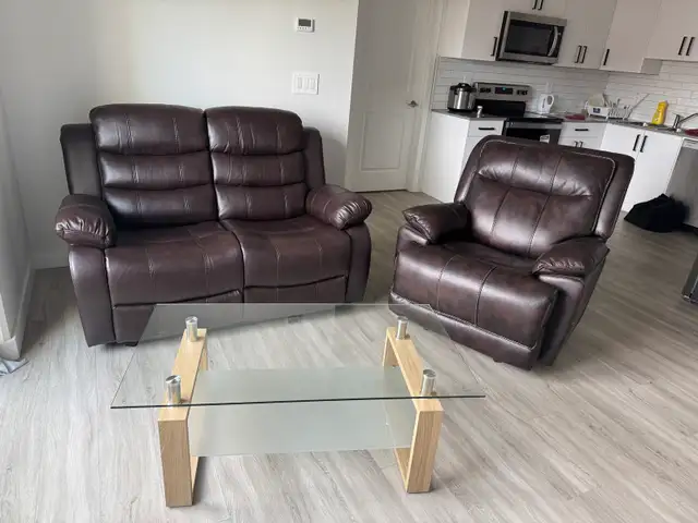 LEATHER BROWN LOVESEAT AND CHAIR SET RECLINING INCLUDING GLASS T