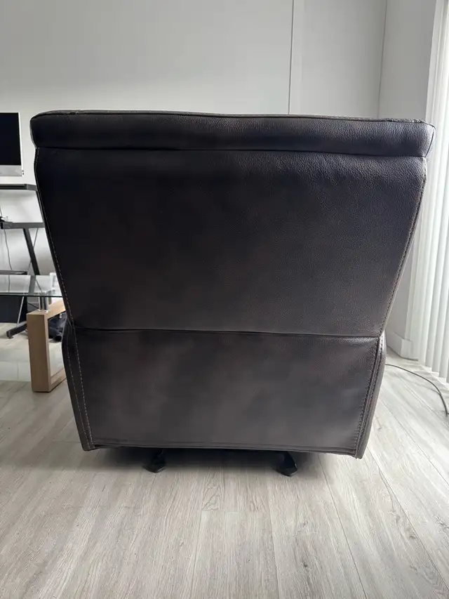 LEATHER BROWN LOVESEAT AND CHAIR SET RECLINING INCLUDING GLASS T - Photo 7