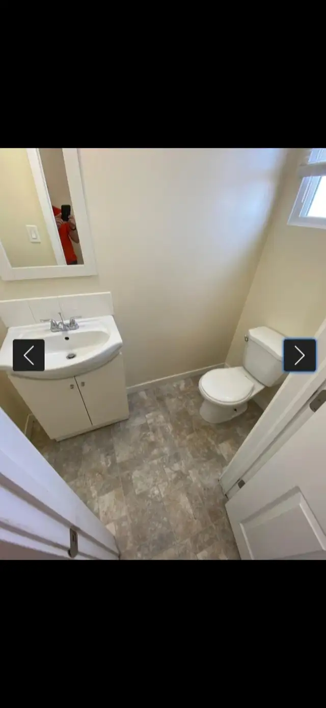Beautiful 3 bedroom 2 bath. Great for a family - Photo 6