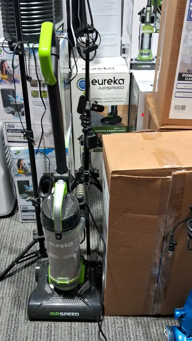 EUREKA AIR SPEED VACUUM FOR CARPET AND FLOORS