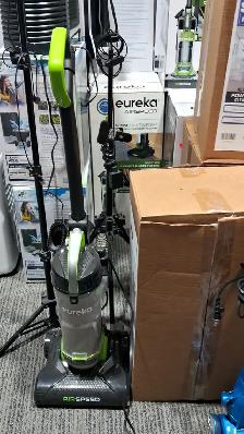 EUREKA AIR SPEED VACUUM FOR CARPET AND FLOORS