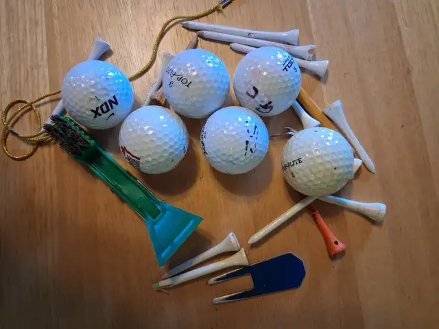 SET OF GOLF CLUBS   BAG   BALLS   TEES - Photo 5