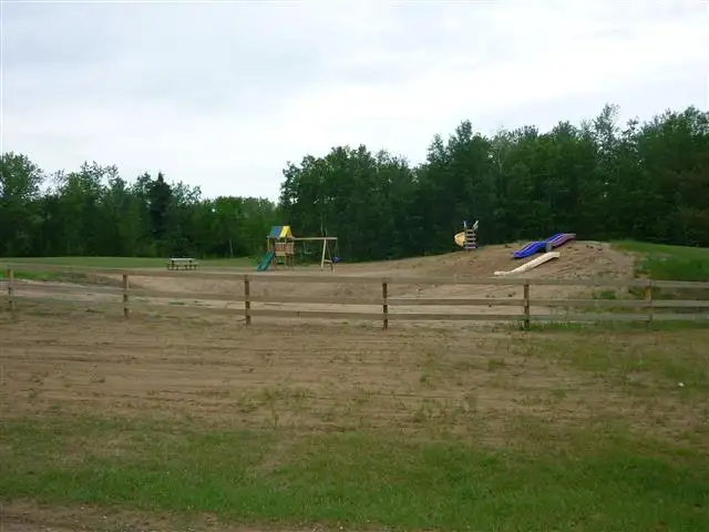 Fabulous Lake Property - Photo 3