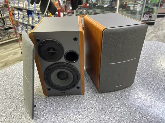 Edifier R1280T Multi-Media Speaker Pair