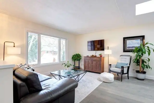 Beautiful Upgraded Home For Rent - $3000 - Photo 3