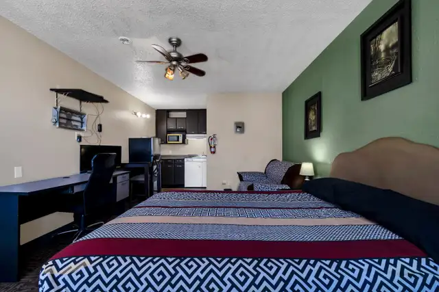 Fully Furnished Bachelor Suites