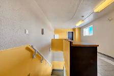 Fully Furnished Bachelor Suites - Photo 4