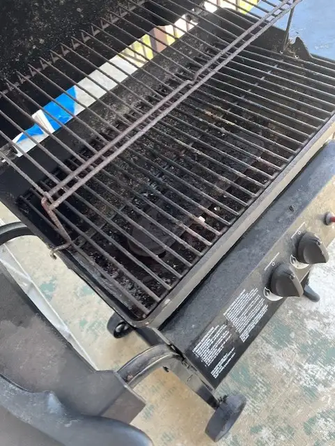 BBQ with Tank and Cover $50 - Photo 2