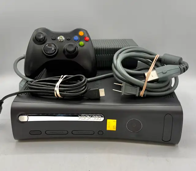 Original Xbox 360 with 10GB Storage Complete with Controller