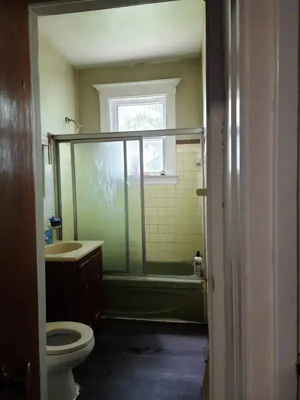 3 Bedroom Apartment  421 Wayndotte St W Widsor - Photo 5