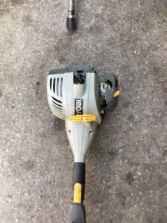 Ryobi weed trimmer