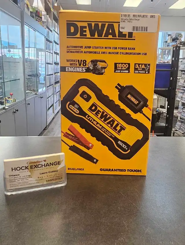 DEWALT Automotive Jump Starter and Power Bank