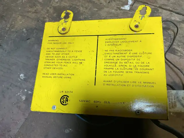 electric fence controller - Photo 2
