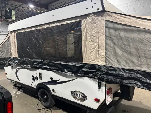 FREE STORAGE UNTIL MAY LONG!  2018 FOREST RIVER VIKING 2308 LS - Photo 6