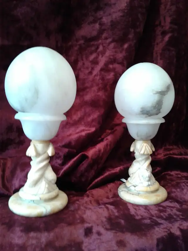 PAIRE DE LAMPES D'ALBÂTRE - Photo 3