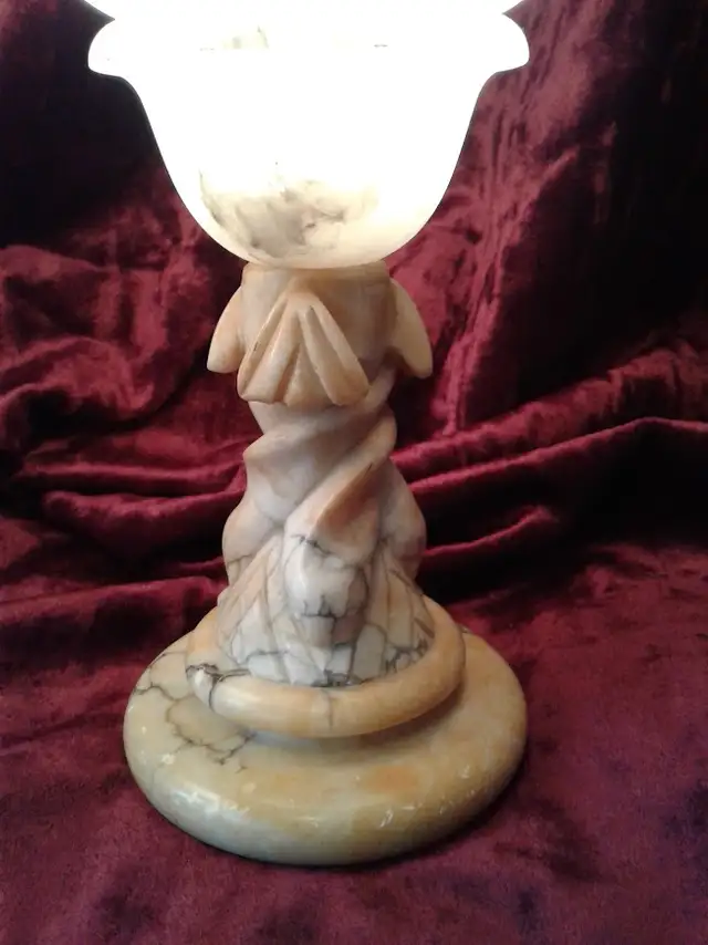 PAIRE DE LAMPES D'ALBÂTRE - Photo 6