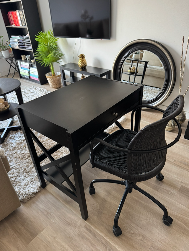 Chaise osier pivotante à roulette Ikea en très bon état à vendre - Photo 3