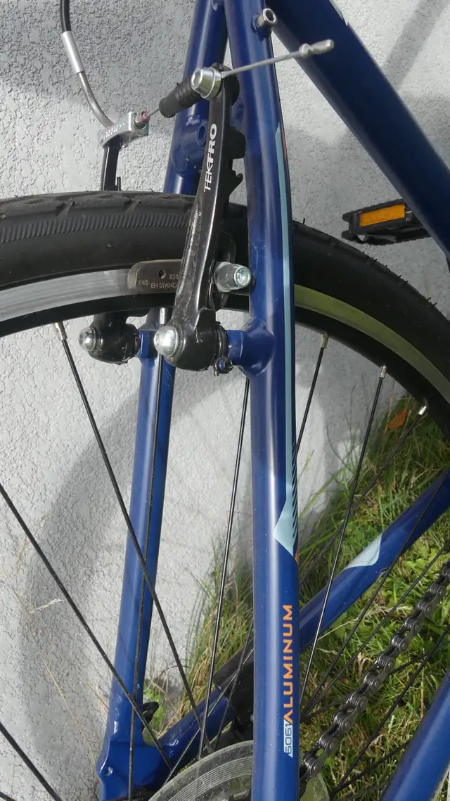 Vélo hybride à vendre - Photo 7