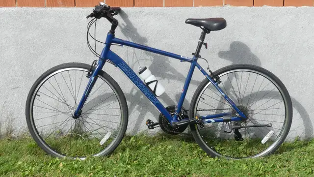 Vélo hybride à vendre - Photo 8