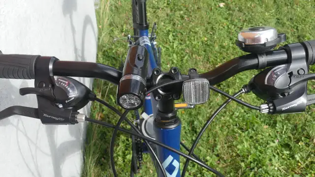 Vélo hybride à vendre - Photo 9