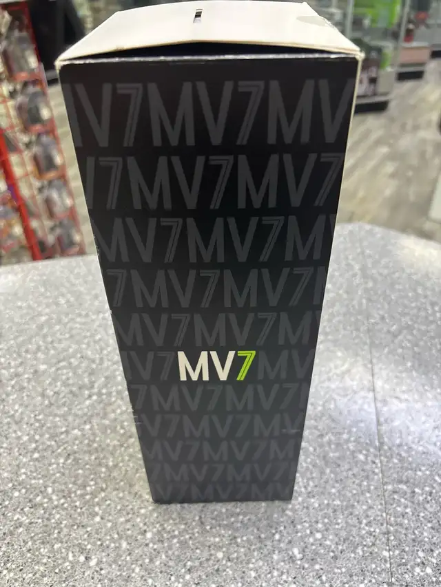 Shure MV7-K Podcast Microphone New - Photo 4