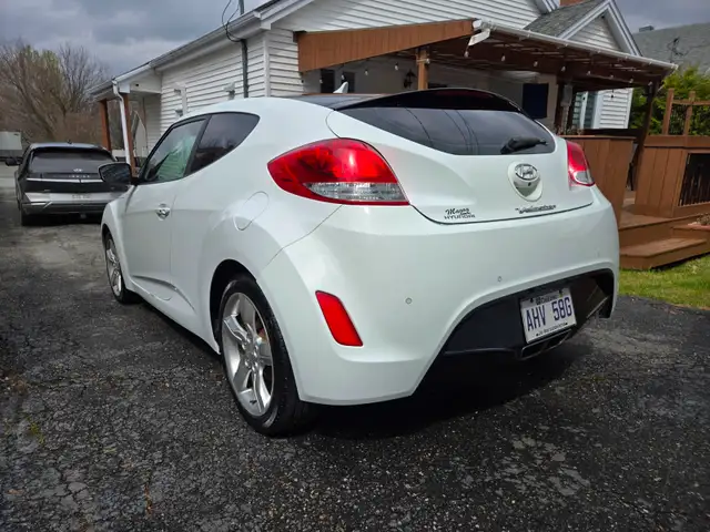 Hyundai Veloster 2013  6 Vitesses Manuel - Photo 4